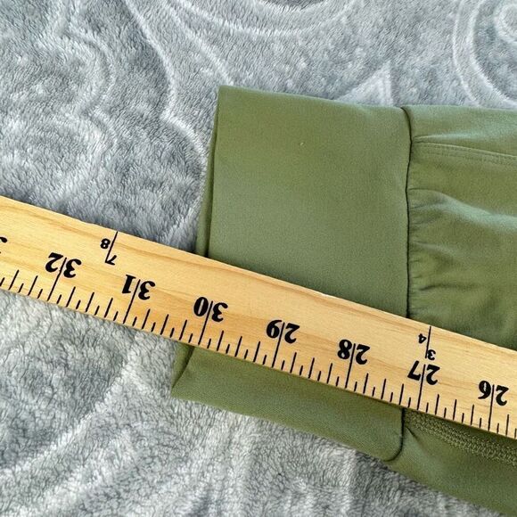Womens Athleta Salutation Cargo Jogger - Picture 4 of 4